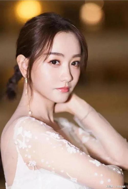 杨蓉圈内爆料是哪一期,揭秘娱乐圈不为人知的一面 第3张 杨蓉圈内爆料是哪一期,揭秘娱乐圈不为人知的一面 第3张